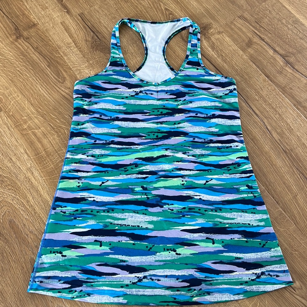 Lululemon tank top